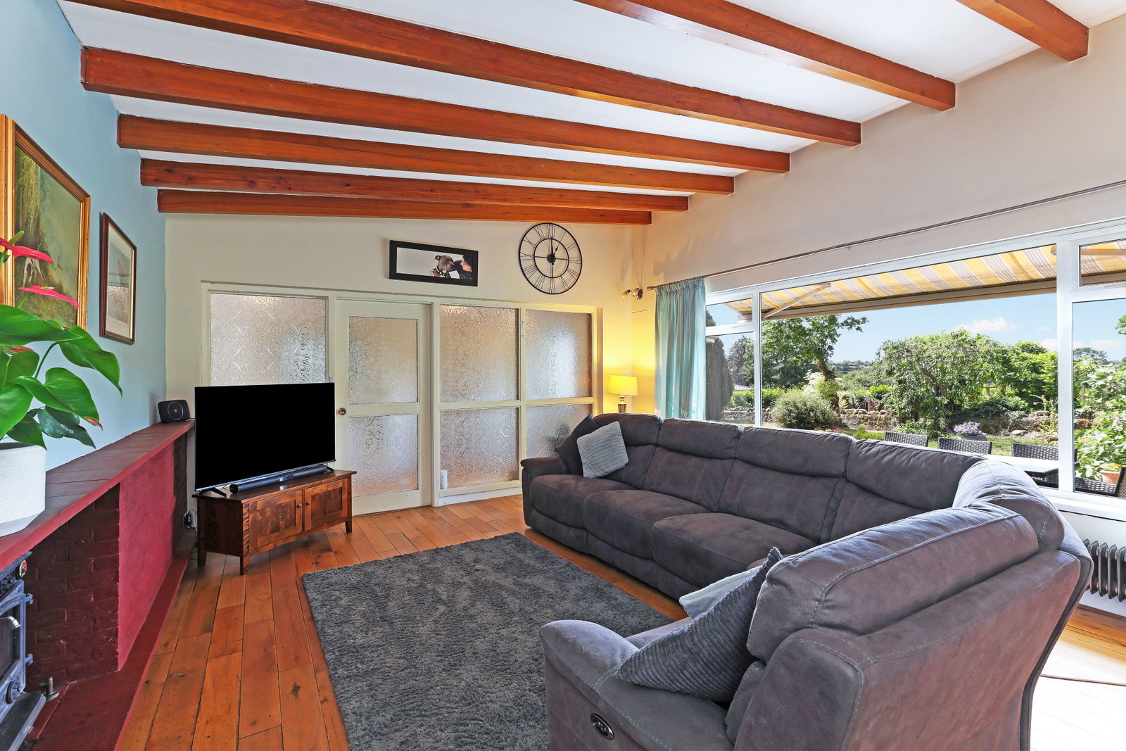 Greenfields, Hooton Lane, S25
